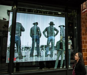 Reflect and PixelFLEX display at Levi's store